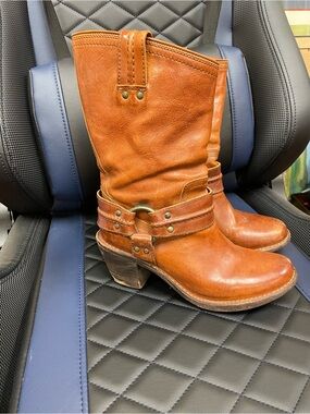 FRYE BOOTS